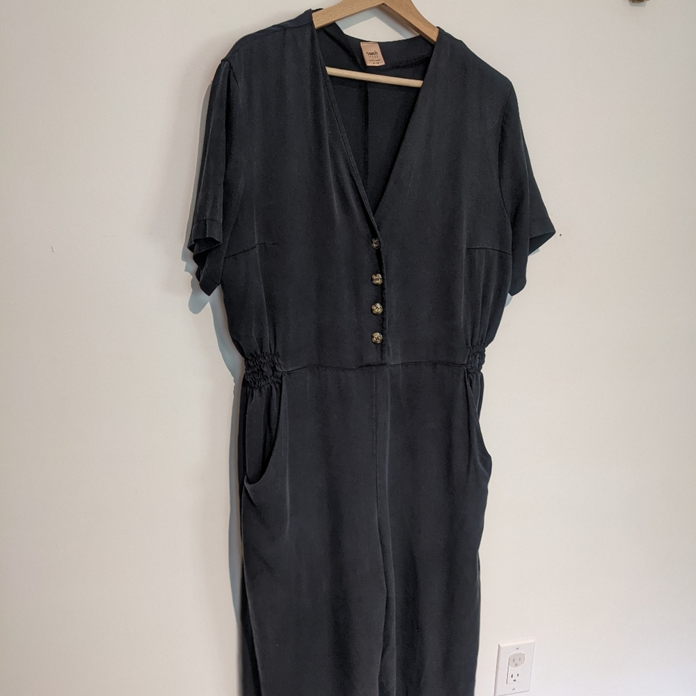 Smash and Tess romper